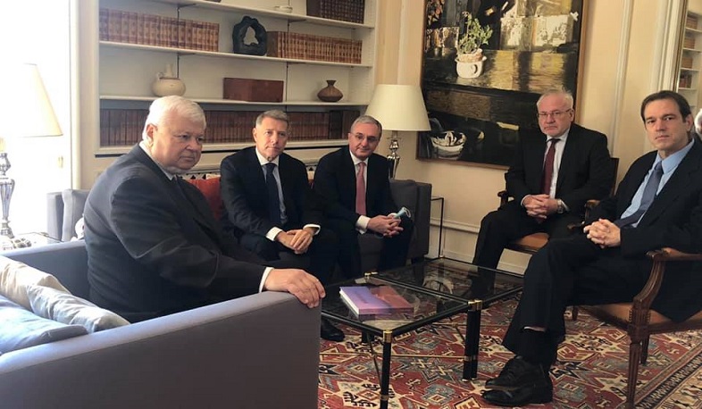 Mnatsakanyan meets with the Co-Chairs in Geneva