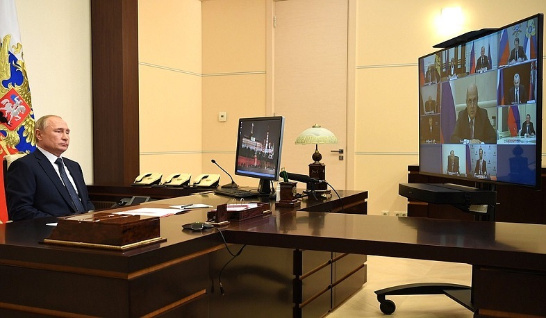 Պուտինն ԱԽ անդամների հետ քննարկել է Ղարաբաղում տիրող իրավիճակը