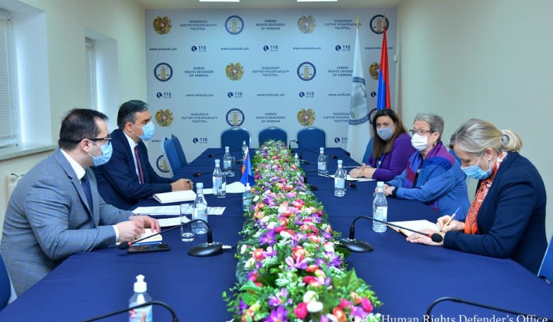 Арман Татоян принял главу делегации ЕС в Армении