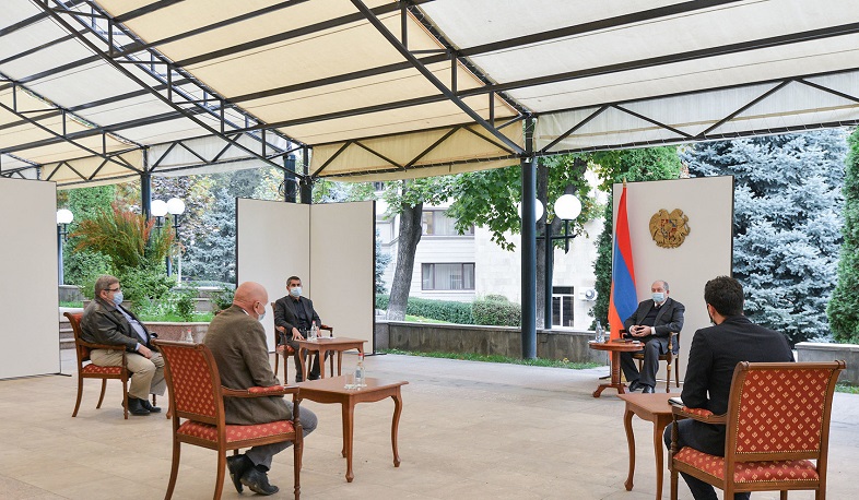 Ստեփանակերտում և Շուշիում ականատես եմ եղել Ադրբեջանի կողմից շարունակվող հրետակոծություններին. բելգիացի պատգամավորը՝ նախագահին