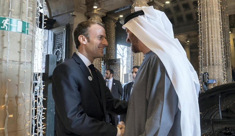 Шейх Мохаммед осуждает насилие во Франции и поддерживает президента Макрона