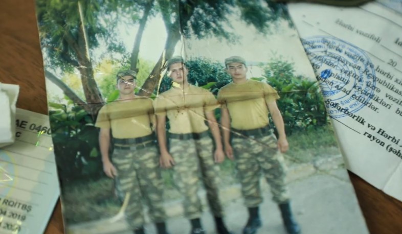 4 военнослужащих АО проникли в тыл противника, уничтожили минометную батарею, конфисковали важные документы, оружие