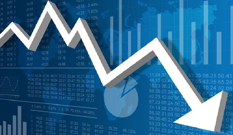 The year will end with 6% lower GDP than the previous one. Minister