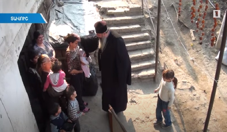 Արցախցի ընտանիքը՝ Մովսեսում