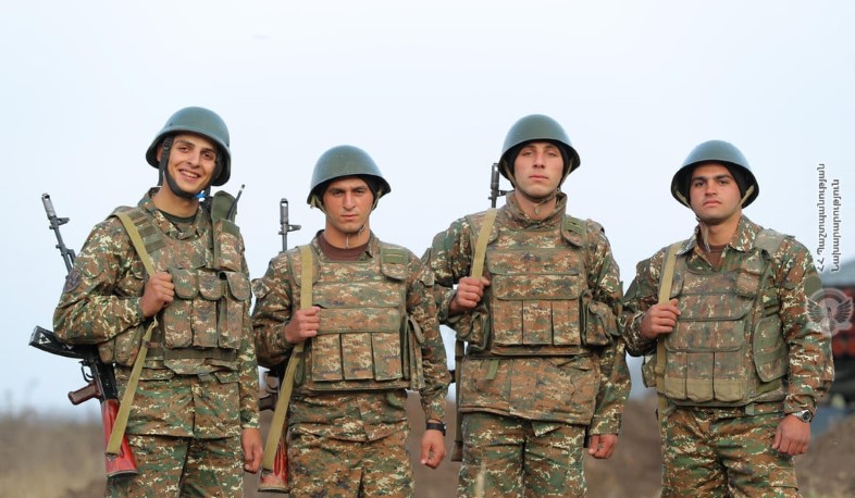 Защитники Родины. Фотографии с передовой