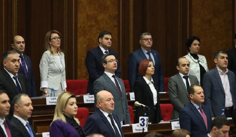 ԱԺ ընդդիմադիր խմբակցությունները վարչապետի հետ հանդիպում են պահանջում