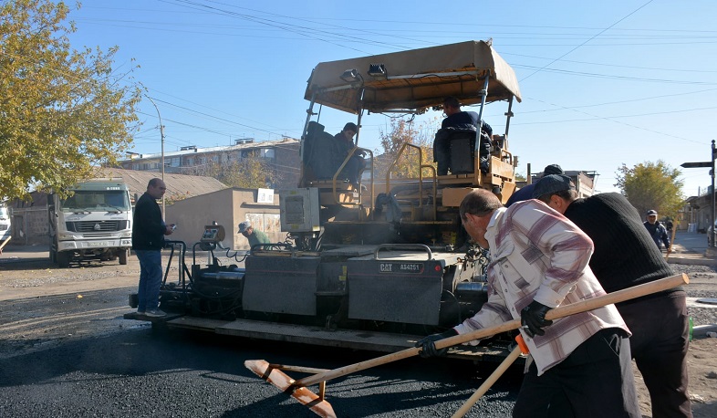 Էջմիածնի Սպանդարյան փողոցում մեկնարկել են ասֆալտապատման աշխատանքները