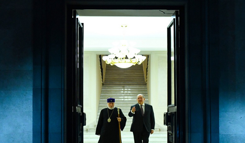 Նոյեմբերի 22-ին՝ Հայրենիքի պաշտպանության համար զոհվածների հիշատակի օր և արարողություն հայկական եկեղեցիներում