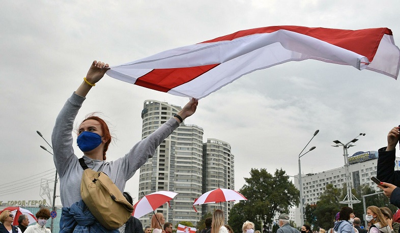 Մինսկում ցույցերի ժամանակ բերման են ենթարկվել բազմաթիվ ընդդիմադիրներ