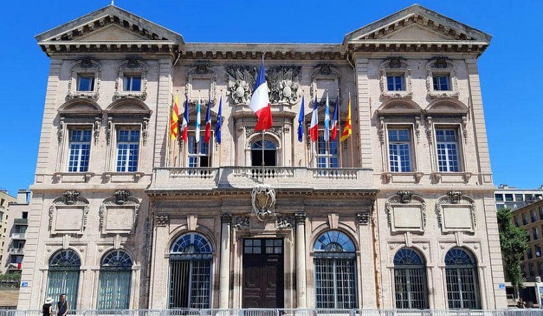 Marseille proposes the country's authorities to recognize Artsakh. Resolution