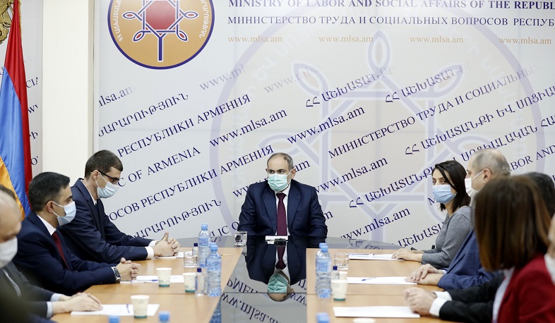 Միանգամից պետք է անցնել գործի և կոնկրետ արդյունքներ արձանագրել. վարչապետը ներկայացրել է աշխատանքի և սոցիալական հարցերի նորանշանակ նախարարին