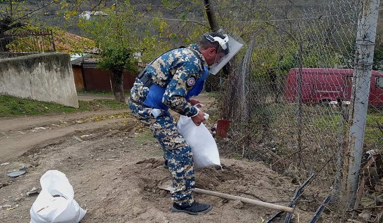 Artsakh Emergency Situations Service neutralizes 870 cluster, rockets, bombs and mines