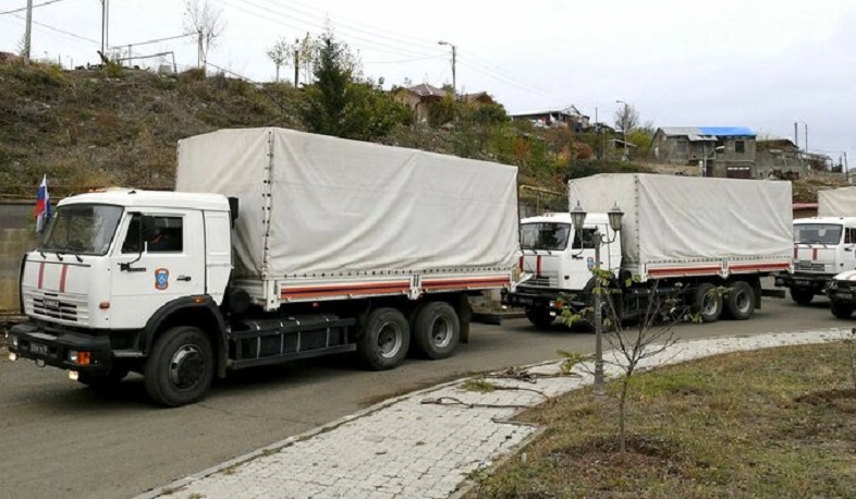 В Степанакерт прибыла вторая колонна МЧС с гуманитарным грузом