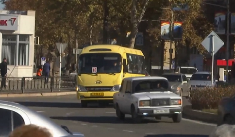 В Степанакерте восстанавливается работа общественного транспорта и налаживается мирная жизнь