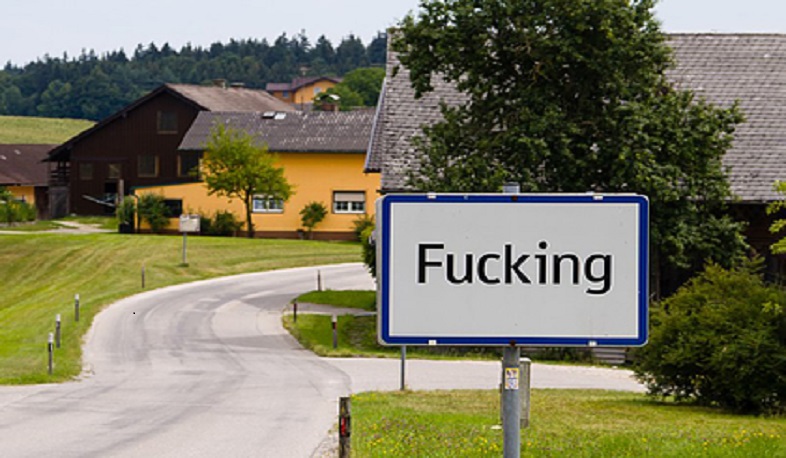 Фуггинг, бывший Фуккинг: жителям деревни в Австрии надоели шутки тех, кто знает английский