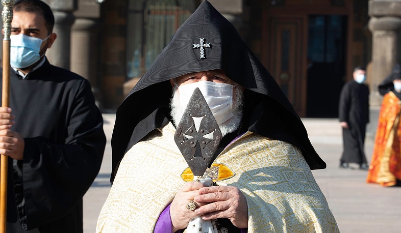 Դուրս է բերվել Աստվածամուխ Սուրբ Գեղարդը