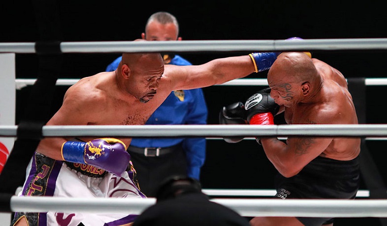 Майк Тайсон вернулся на ринг ради боя с Роем Джонсом