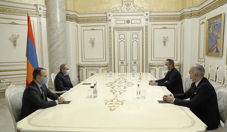 Prime Minister met with the Djorkaeff brothers