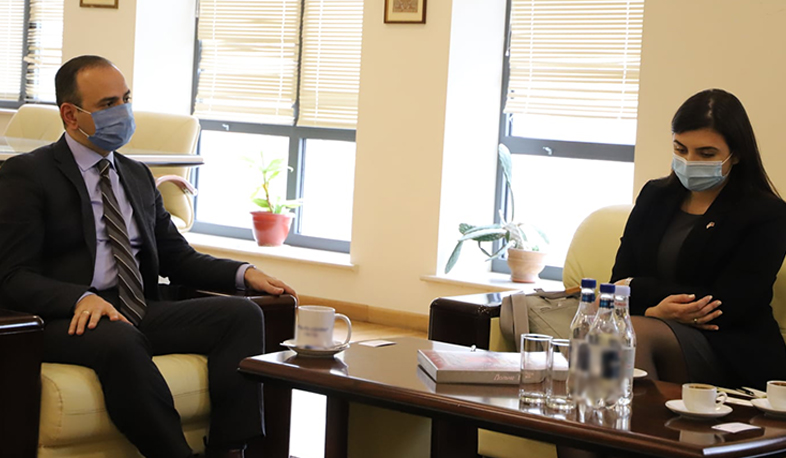 Զարեհ Սինանյանն հանդիպել է Ամերիկայի հայկական համագումարի ներկայացուցիչների հետ