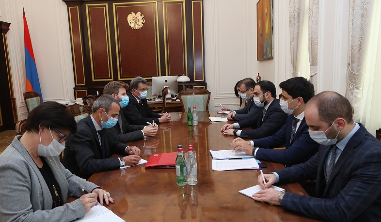 Everything must be done to speed up the process of exchanging prisoners. Avinyan received ICRC delegation