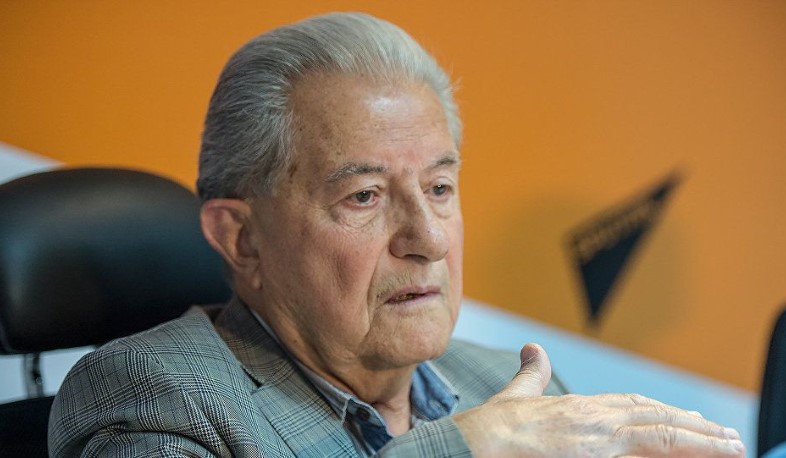 Մահացել է ԽՍՀՄ վաստակավոր օդաչու Դմիտրի Աթբաշյանը