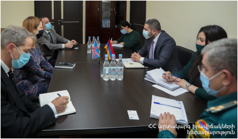 Արմեն Փամբուխչյանը հանդիպել է ՀՀ-ում Մեծ Բրիտանիայի գործերի ժամանակավոր հավատարմատարի հետ