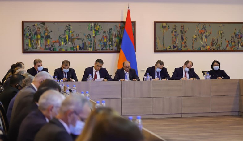 Meeting with the heads of diplomatic missions on the situation in Artsakh