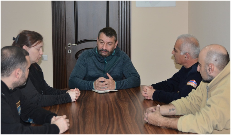 Французская компания подарит спасательной службе Арцаха 6 автомобилей