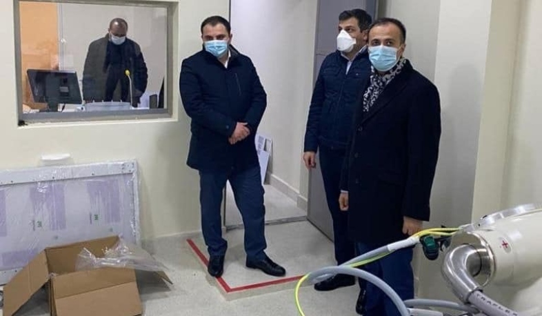 Արսեն Թորոսյանն Այրվածքաբանության ազգային կենտրոնում տեսակցել է վիրավոր զինվորներին