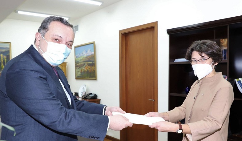 Էստոնիայի նորանշանակ դեսպանն իր հավատարմագրերի պատճենը հանձնեց ՀՀ ԱԳ նախարարի տեղակալին