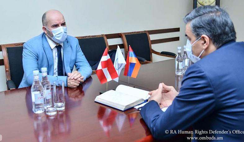 Омбудсмен Армении представил главе делегации Дании в ПАСЕ доказательства зверств, совершенных Азербайджаном в отношении этнических армян