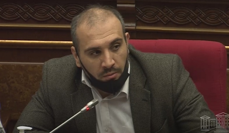 ԱԺ-ն առաջին ընթերցմամբ ընդունեց «Կուսակցությունների մասին» օրենքը