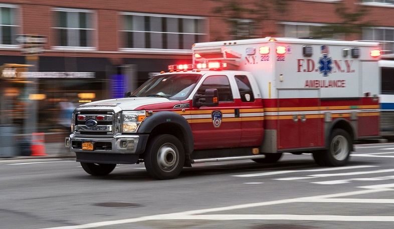 Американская Moderna начала испытания вакцины от COVID-19 на подростках