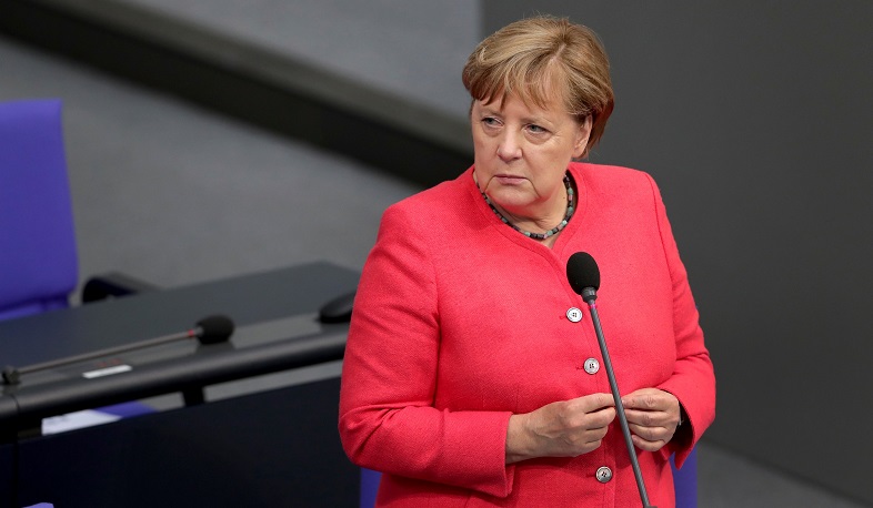 Члены Европарламента требуют у Меркель приостановить продажу немецких подводных лодок Турции