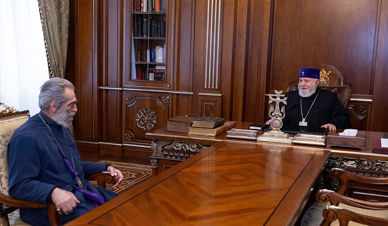 Ամենայն Հայոց Կաթողիկոսը հանդիպել է Արցախի թեմի առաջնորդ Պարգև Սրբազանի հետ