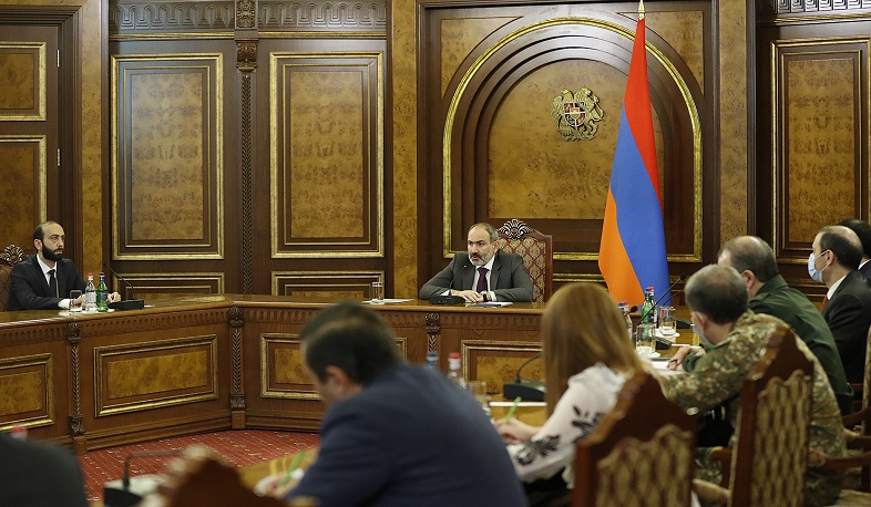 Մեր խնդիրն է՝ իրավիճակը համապատասխանեցնել նոյեմբերի 9-ի հայտարարության դրույթներին. վարչապետն ԱԽ նիստում անդրադարձել է Հին Թաղեր և Խծաբերդ հատվածում տեղի ունեցածին