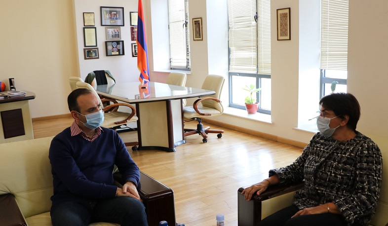 Զարեհ Սինանյանը հանդիպել է ՀԲԸՄ Ֆրանսիայի և Եվրոպայի նախագահի հետ