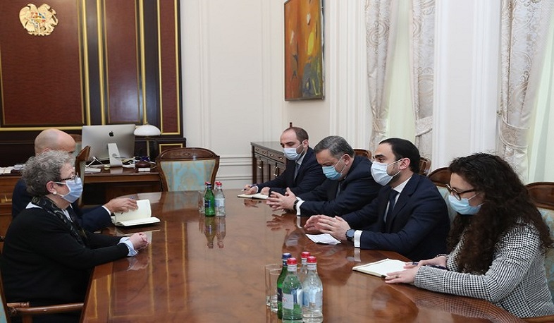 Тигран Авинян и Андреа Викторин обсудили последние развития вокруг Арцаха