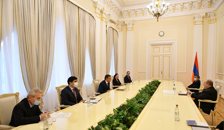 Армен Саркисян встретился с представителями юридического сообщества