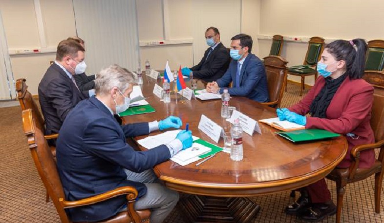 ՌԴ-ում Հակոբ Արշակյանի մասնակցությամբ քննարկվել է ՀՀ-ում «Ալյանս» ԱՏԳ-ի և «ՌԱՕ Մարսի» գործունեությունը