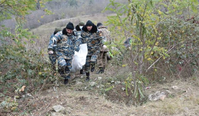 На участке Физули и Джабраила обнаружены останки еще 41 военнослужащего: ГСЧС
