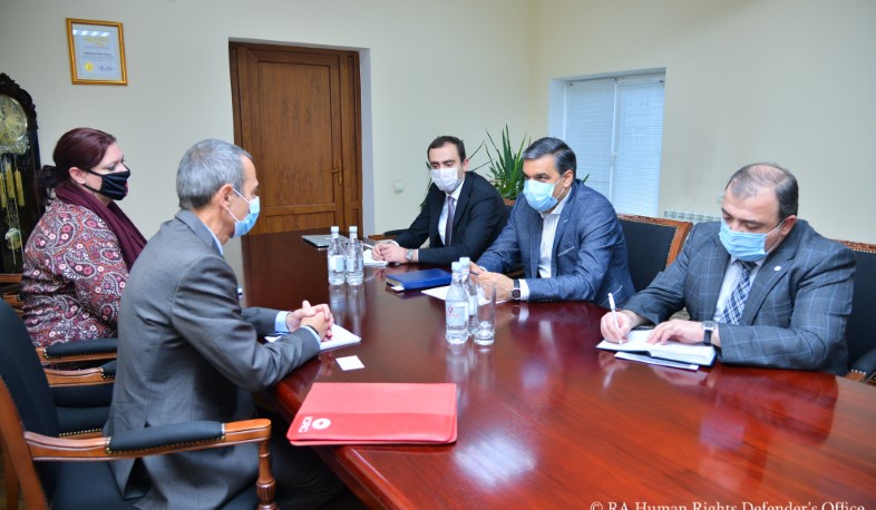 ՀՀ ՄԻՊ-ն ու ԿԽՄԿ-ի պատվիրակության ղեկավարը քննարկել են գերիների ազատ արձակման ու մարմինների վերադարձման գործընթացին առնչվող հարցեր