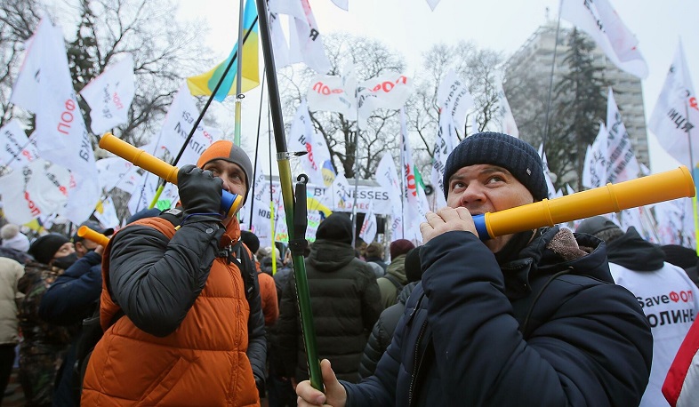 Կիևում ցույցի ժամանակ բախումներ են եղել. կան տասնյակ տուժածներ