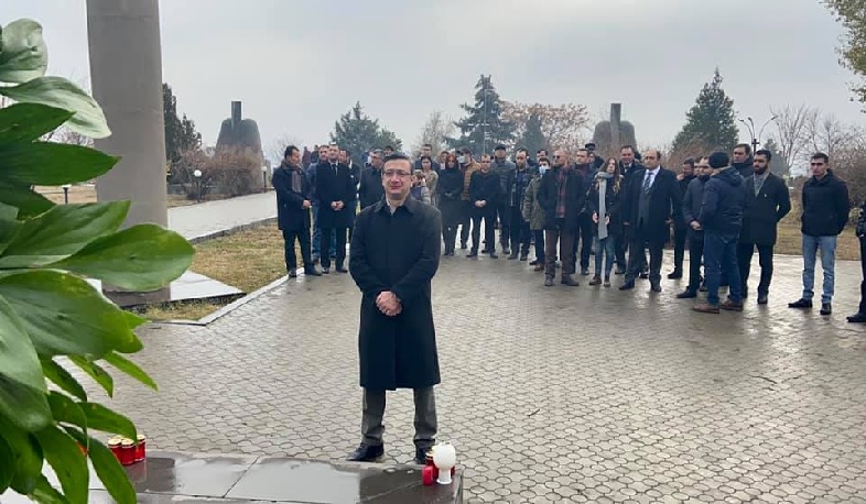 «Լուսավոր Հայաստան» կուսակցության անդամները այցելել են  «Եռաբլուր»