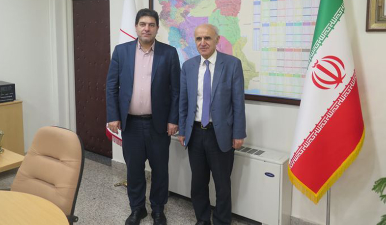 ԻԻՀ-ում ՀՀ դեսպանը հանդիպել է Կարմիր մահիկի նախագահ Քարիմ Հեմմաթիին