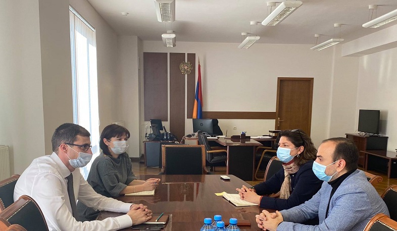 Զարեհ Սինանյանը հանդիպել է Մեսրոպ Առաքելյանի հետ