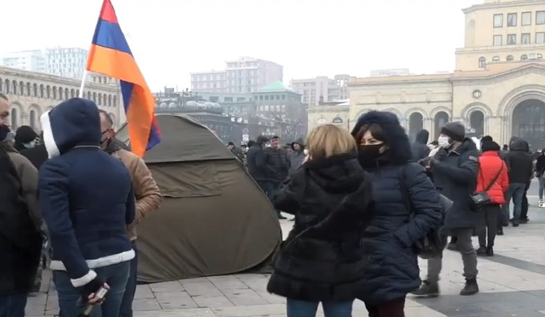 Հանրապետության հրապարակում վրաններ են տեղադրվում. կլինի շուրջօրյա նստացույց