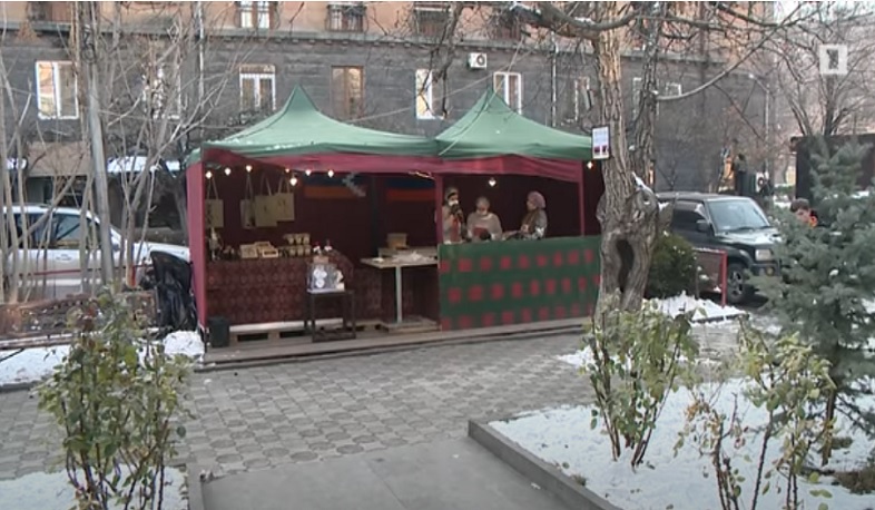 Արցախյան ժենգյալով հացի փոքրիկ կրպակն արդեն վերածվել է հարմարավետ սրճարանի