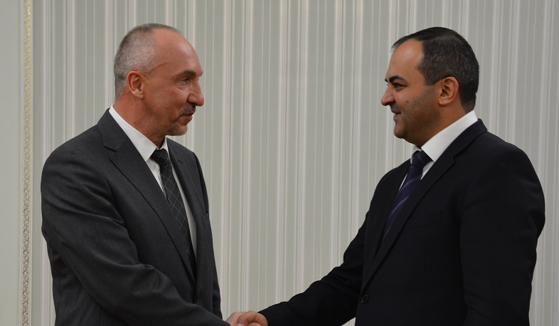 Գլխավոր դատախազն ընդունել է ՀՀ-ում Բելառուսի դեսպանին