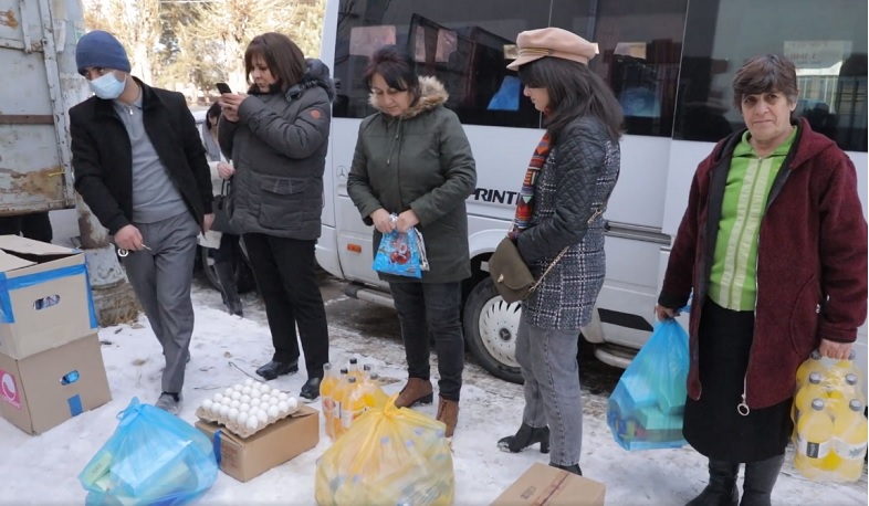 New Year’s Care Packages for Displaced Families from Artsakh